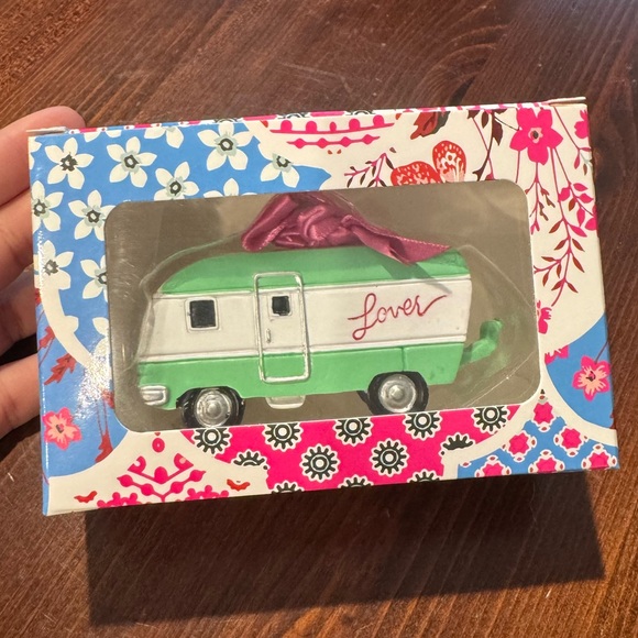 Taylor Swift Lover Camper Christmas Ornament - Picture 2 of 7
